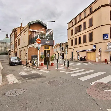 Cosy Studio For Two People In St Cyprien * Toulouse